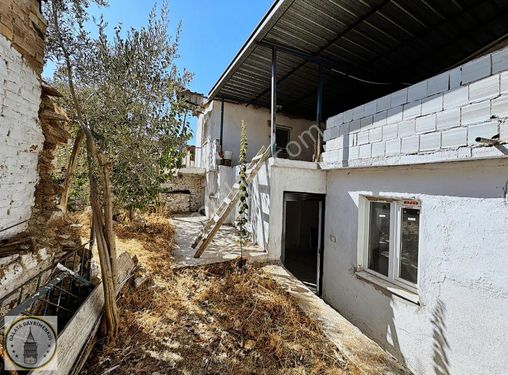 Aydın Koçarlı Orta Mah De 110 M² 1+1 Müstakil Köy Evi