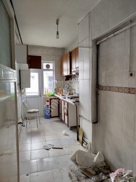 ABİDİNPAŞA'DA 110M2 3+1 YAPILI ÇİFT BALKON AÇIK OTOPARKLI 2. KAT KOMBİLİ KİRALIK DAİRE