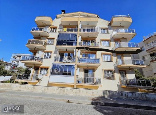 SÖKE YENİCAMİ MAHALLESİNDE SATILIK 3+1 DOĞALGAZLI DAİRE