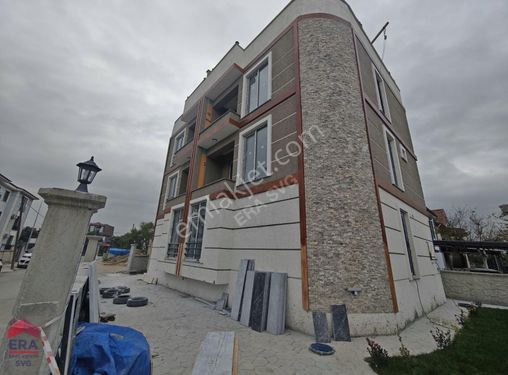 Serdivan Köprübaşı Mh.' De Şık Dekorasyonu İle Satılık 3+2 Villa