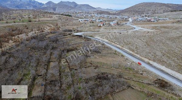 Çukurçimen Yerleşim Dibinde Kurulu Düzen Bahçe