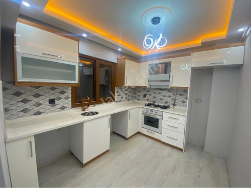 MANİSA MURADİYEDE SATILIK 2+1 DAİRE