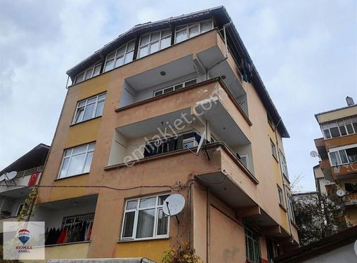 Ashill'den Üsküdar Yavuztürk Mahallesin'de Satılık Komple Bina