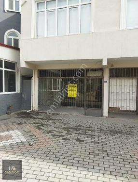 F.sultan Mahallesi Öğretmenler Caddesinde 40m2 İşyeri Kiralıktır