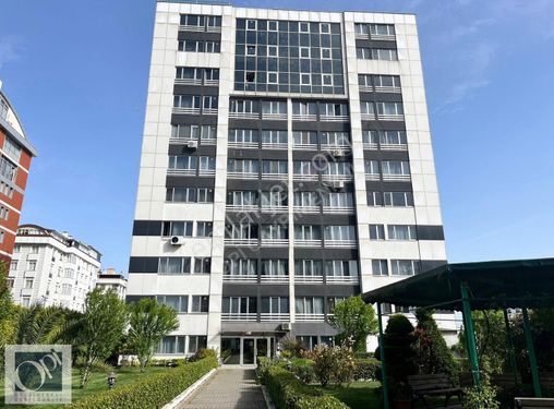 Marmara Royal Sitesi'nde Kiralık Teraslı Dubleks Ofis