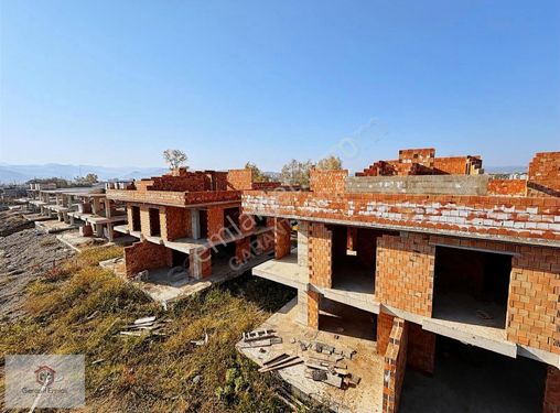 Cumhuriyet De Melet Porojesi Yanında 390 M2 Bitmiş Villa Satılık