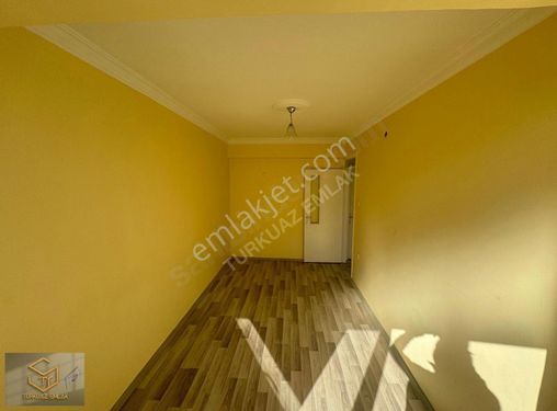 MENEMEN ESATPAŞA DA KİRALIK 3+1 ARAKAT DAİRE