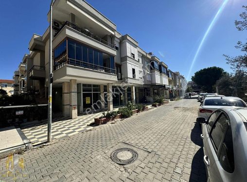 Emlak-58,den Altınoluk Çarşı Merkezde Satılık 160m2 Dükkan