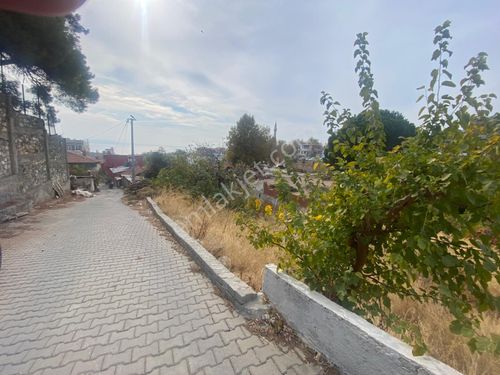 Kavuşturan Emlak'tan Güre Avcılar'da Deniz Manzaralı Satılık 539m2 Arsa