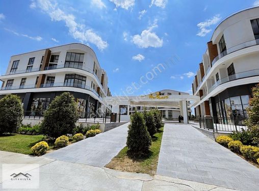 BEYLİKDÜZÜ İN MARİ KİRALIK 1+1 LOFT DENİZ MANZARALI DAİRE