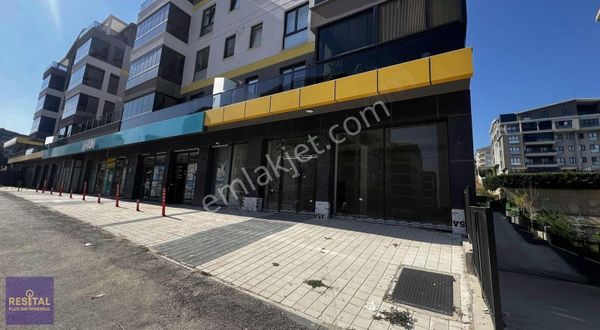 Kayapa'da Kiralık 180 M2 Dükkan