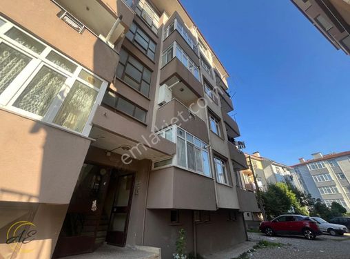 AYŞE EMLAK'TAN ARAŞTIRMA HASTANESİNİN KARŞISINDA 2+1DAİRE