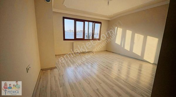 MANİSA ŞEHİTLER MAHALLESİNDE KİRALIK 2+1 DAİRE