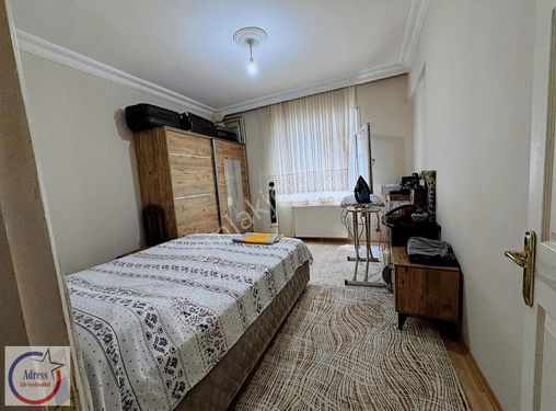 Ataşehir Hisarkent Sitesinde Arakat 3+1 Satılık Daire