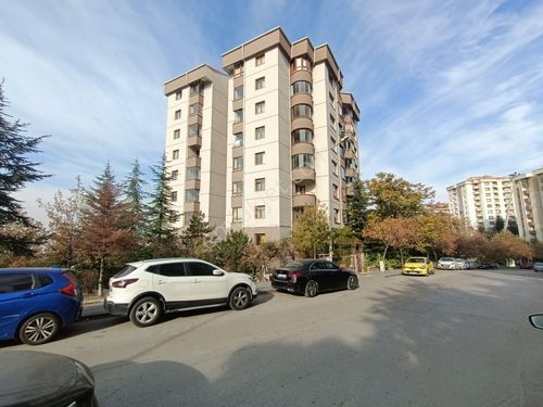  ASYAPIDAN 3+1 130m2 2BANYOLU-ASANSÖRLÜ-AÇIK OTOPARKLI LÜX KOMBİLİ