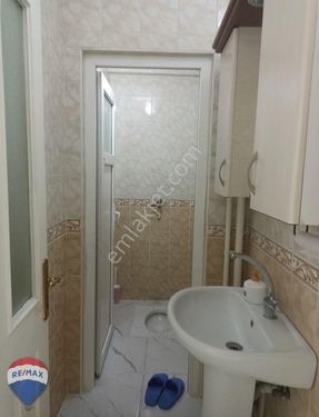 HÜRRİYET MAH.SEMT PAZARI YAKININDA SATILIK MASTAFSIZ 3+1 DAİRE