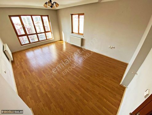 CADDE YANI PARK MANZARALI MASRAFSIZ 3 BALKON E.BANYO KİRALIK 3+1