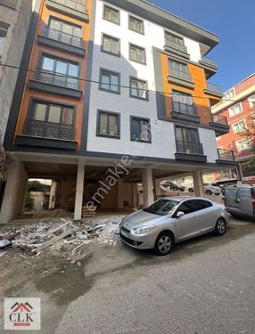 Clk'dan Cadde Üzerinde Metroya Yakın Kurumsala Kiralık Dükkan