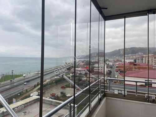  YOMRA MERKEZDE DENİZ MANZARALI LÜKS KİRALIK 145 M2 FUL EŞYALI DAİRE