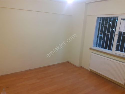 MÜSTAKİL BAHÇE KULLANIMLI GENİŞ FERRAH 3+1 DAİRE