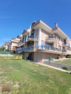 Buyukcekmece Kiralik Villa Deniz Manzarali