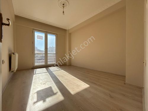  EMEK MAH. ERTAŞ CADDESİ YAKINI 1+1 50M2 KİRALIK DAİRE