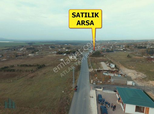 Büyükçekmece Gölü Manzaralı Köşe Başı Yatırımlık Satılık Arsa