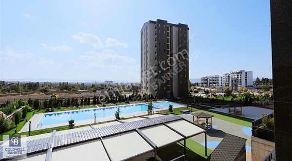 ARİNNA GARDEN SİTESİNDE SATILIK GENİŞ 3+1 DAİRE