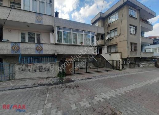 Küçükçekmece Safra 128 M² Satılık Arsa 2 Katlı Bina