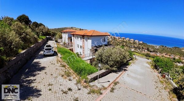 Çanakkale Ayvacık Babakalede Satılık Tripleks Villa