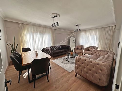  MUTLU CADDE YAKININDA ARA KATTA ÖN CEPHEDE YAPILI 3+1 SATILIK DAİRE