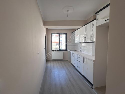  Balıkesir Edremit Tuzcumurat Mah Sıfır 2+1 95 M2 TAKASA AÇIK Satılık Daire