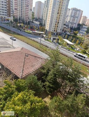 Tramvay Hattı Üzerinde Kiralik Anayurt Dairesi //