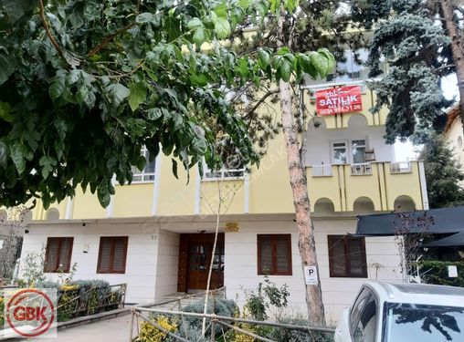 ÇAYHANE SOKAK DA ELÇİLİK KİRACILI 4,5+1 EŞYALI DAİRE