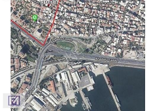 İzmir Bayraklı'da Satılık Deniz Manzaralı Yatırım Fırsatı