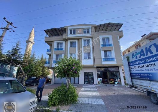 ŞAH EMLAKTAN KİRALIK 1+1 TERASLI DAİRE