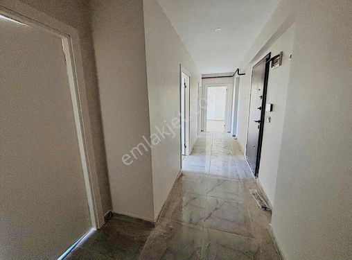 SAKIZKÖY MEDANI SIFIR 2+1 KIRALIK DAİRE