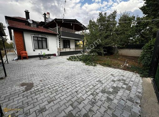 MERAM BEYBES'DE 4+1 TERASLI BODRUMLU SATILIK MÜSTAKİL EV