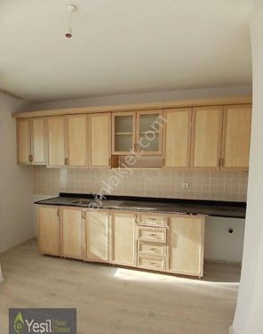 ARSLANBUCAKTA ARA KAT 1+1 CADDE ÜZERİ KİRALIK DAİRE