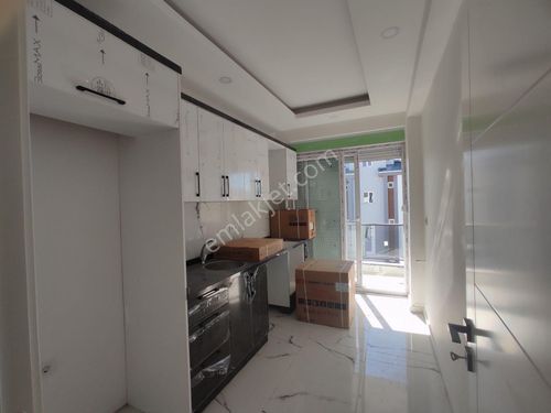  NURAY AYHAN'DAN YENİKÖY MERKEZDE 2+1 KİRALIK DAİRE