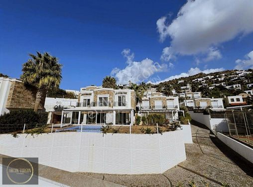 Bodrum Gümüşlük Yalıkavak Denize 100m Özel Havuzlu Villa