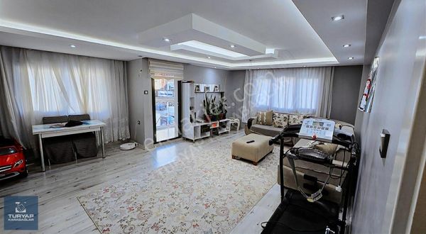 Bozyaka Kilimcitepe'de Cadde Üzerinde 4+1 Satılık 250 M2 Daire