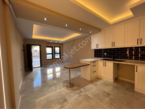 Buca Yaylacık Mahde 3+1 150m2+40m2 Yerden Isıtma Lüks Dizayn Villa