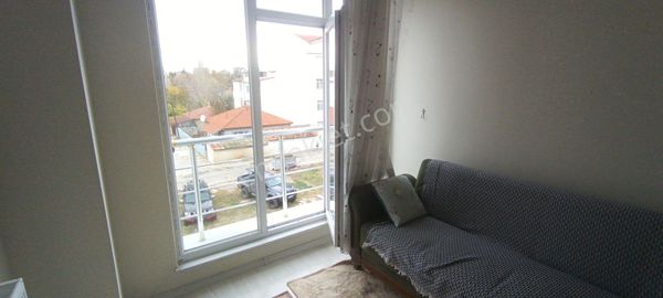 Pınar Mahallesinde 1+1 Eşyalı Satılık Daire