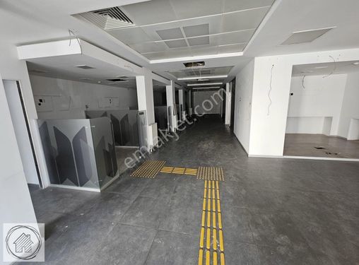 Mavi Ev | Bağdat Caddesinde Ofis/mağaza Kullanıma Uygun 350m2