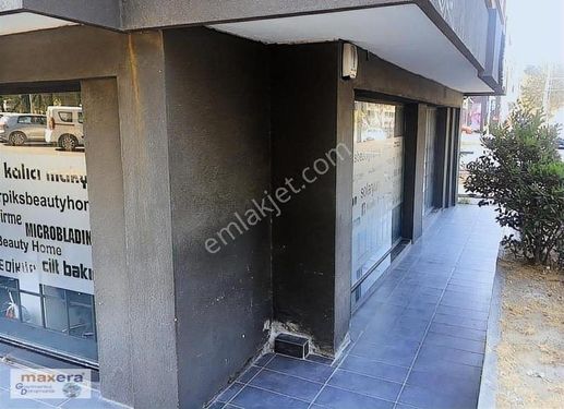 Bakırköy İncirli Caddesinde Köşe Giriş:200m2 Alt Kat:550m2 750m2