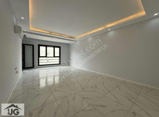 UYGAN GAYRİMENKUL'DEN TORBALI MH. 3+1 165m² HAVUZLU LÜX DAİRELER