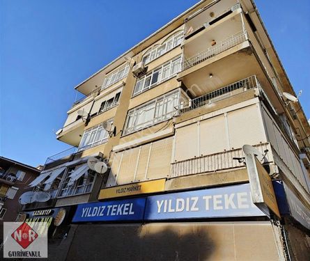 Kartal Minibüs Caddesinde Caddeye Cepheli Ön Kullanım İzinli