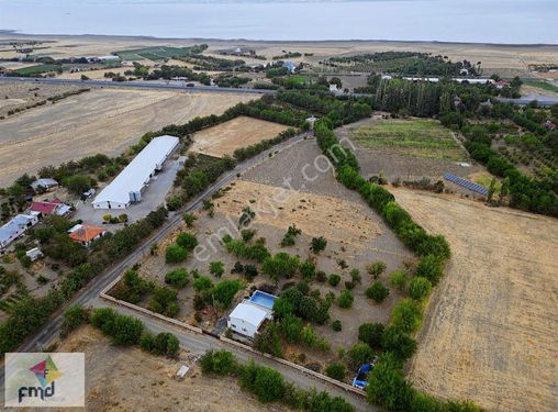 [fmd] İçinde Hazır Evi Olan 14437 M2 Fırsat Arsa!!!