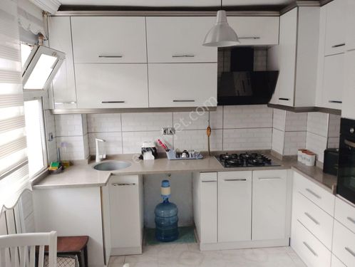 Esatpaşa Kiralık Kısmi Eşyalı 2+1 Doğalgaz Kombili Çiğli Serkan